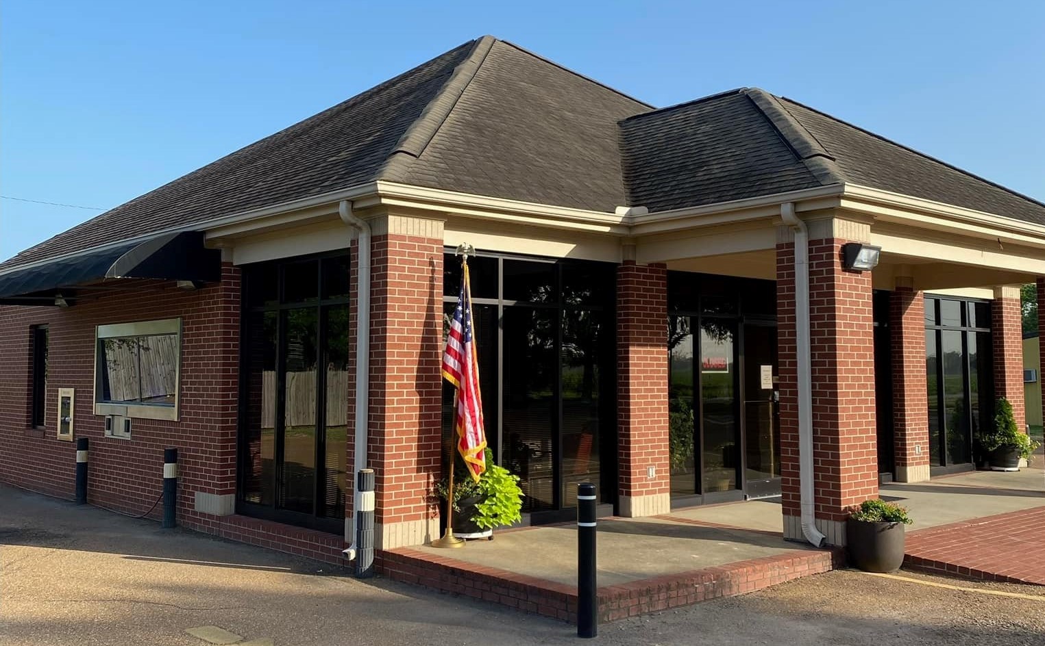 Locations First National Bank of Eastern Arkansas